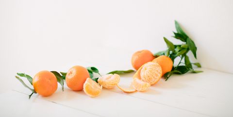 Food, Vegetable, Orange, Carrot, Vegetarian food, Garnish, Mandarin orange, Natural foods, Plant, Tangerine, 