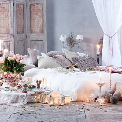 Featured image of post Romantic Bedroom Ideas For Married Couples - Since we are talking about romantic bedroom ideas for married couples;