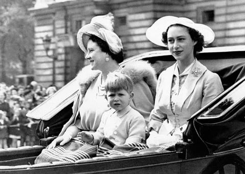 50+ Trooping the Colour Pictures From the Last 250 Years - Photos of ...