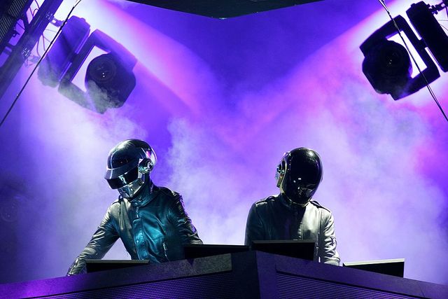 indio, ca   april 29  daft punk performs at the coachella music fesival on april 29, 2006 in indio, california photo by karl waltergetty images