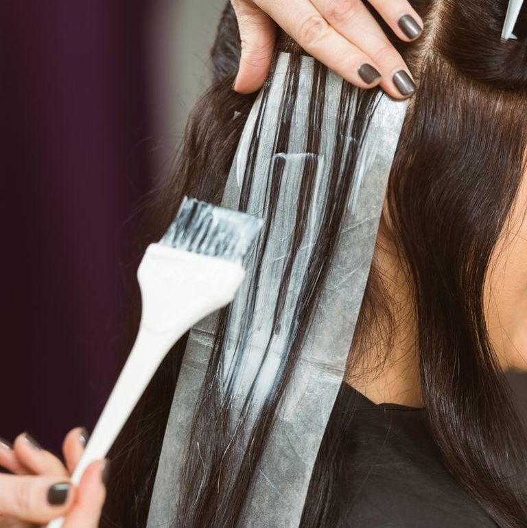 How to Dye Your Hair at Home - Tips and Tricks for ...