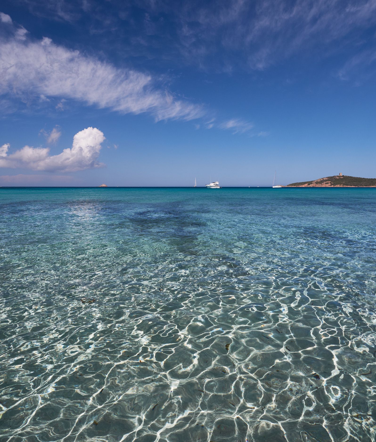 Spiagge da sogno e terme da favola: è la Corsica