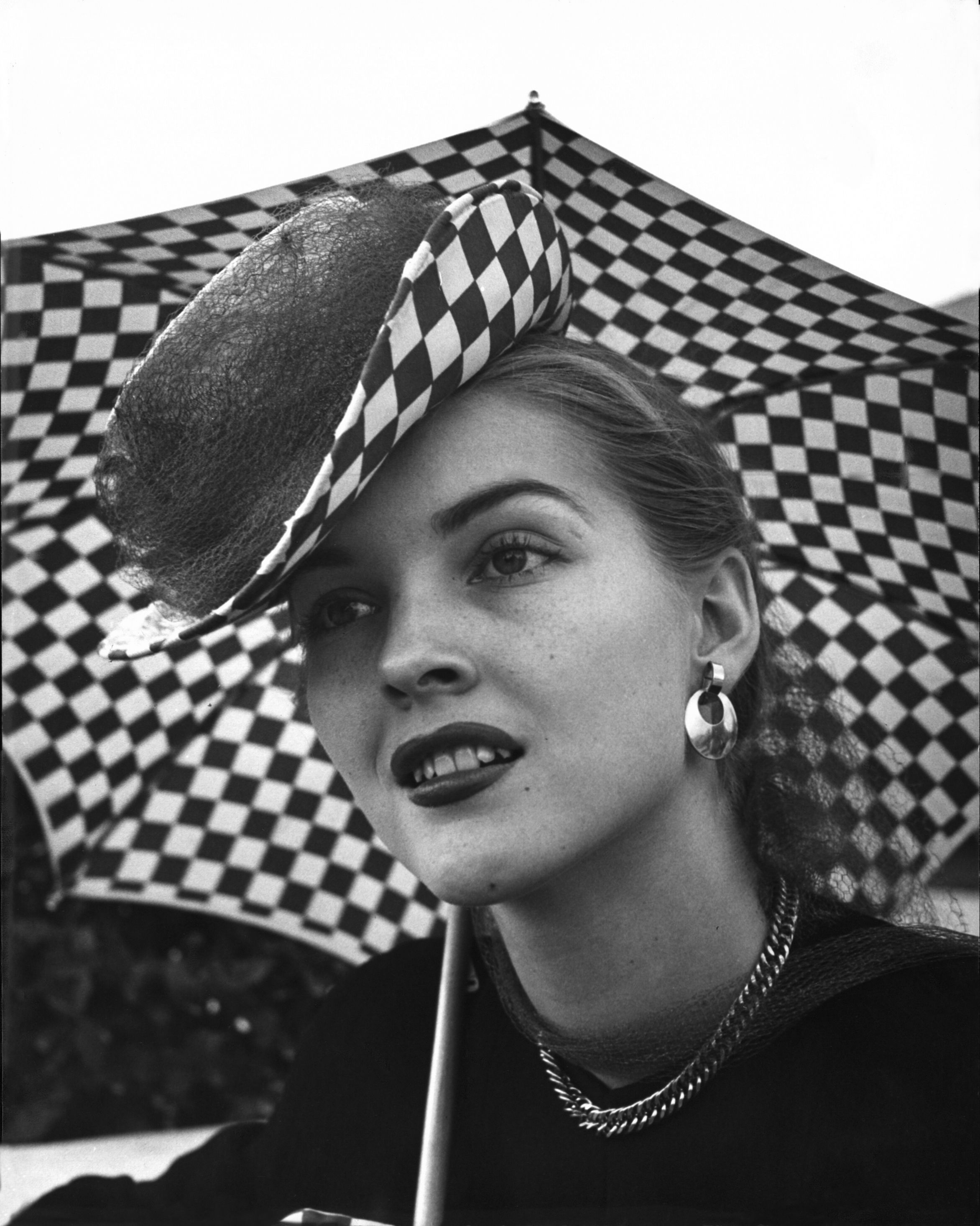 horse race hats history
