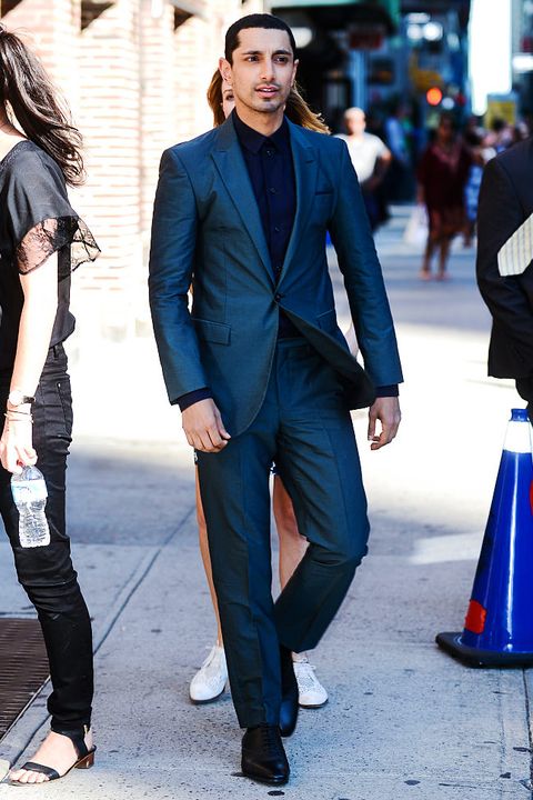 Suit, Clothing, Street fashion, Cobalt blue, Fashion, Blazer, Electric blue, Pantsuit, Formal wear, Outerwear, 