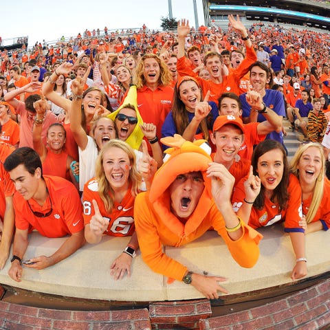 What Its Like To Be A Crazy Clemson Tigers Fan By Marriage