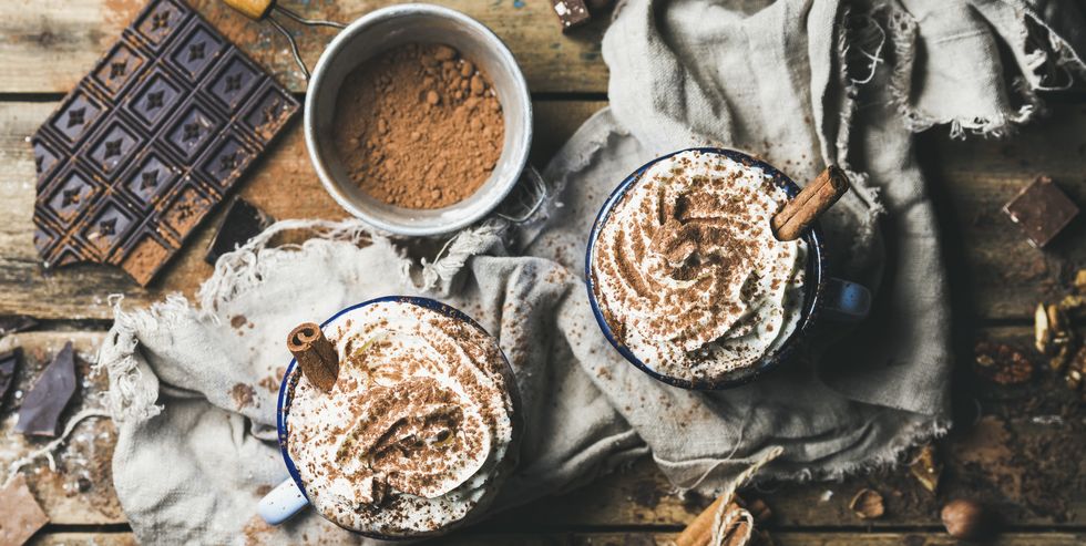 15 Alcoholic Hot Chocolate Recipes for a Cold Winter Night