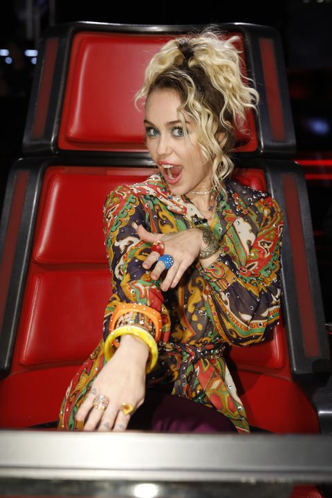 The 15 Craziest Outfits Miley Cyrus Wore on The Voice - The Voice Season 11