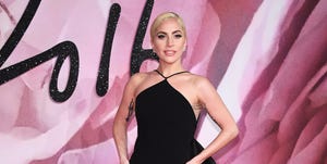 Lady Gaga Valentino Fragrance Lady Gaga Stars In Valentino S Voce Viva Perfume Campaign