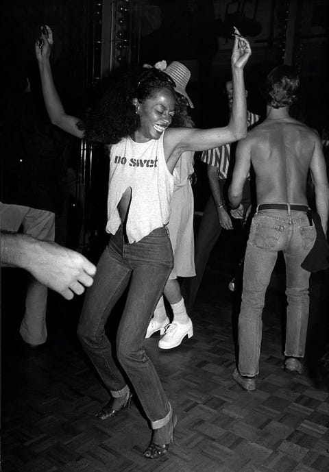 70s Disco Fashion - A Dive Into The Genre Which Defined 70s Style