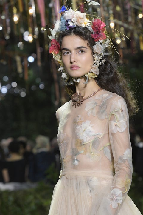 This Is the New Way to Wear a Flower Crown