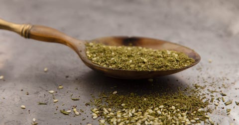 Za'atar in spoon.