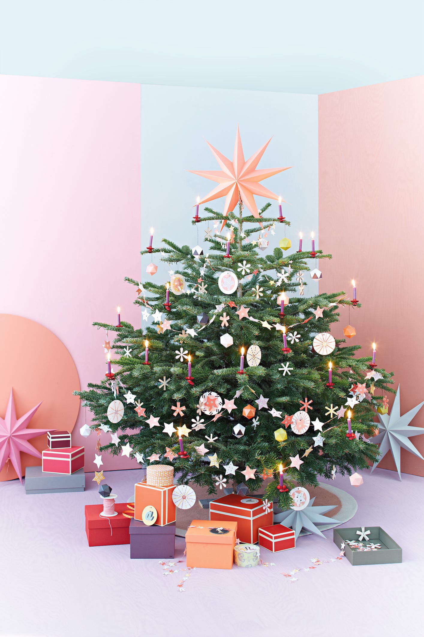 Real Vs. Artificial Christmas Trees: Which Is Right For You? - eo5qu6j