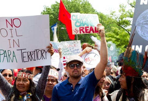 These Pictures of Your Bae Leonardo DiCaprio at the Climate March Are ...