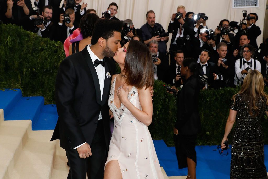The Weeknd y Selena Gomez La nueva canción de The Weeknd The Weeknd y Selena Gomez La nueva canción de The Weeknd