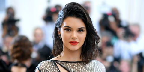 Kendall Jenner Lesbian Porn - Kendall Jenner Addresses Rumors About Her Sexuality - Is ...