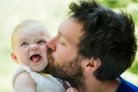 白髪の束 を持って生まれた娘に自信を あるママの子育てが素敵