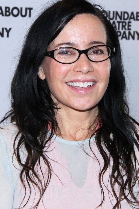 Eyewear, Hair, Face, Glasses, Hairstyle, Eyebrow, Chin, Black hair, Long hair, Forehead, eyewear, hair, face, glasses, hairstyle, eyebrow, chin, black hair, long hair, forehead,