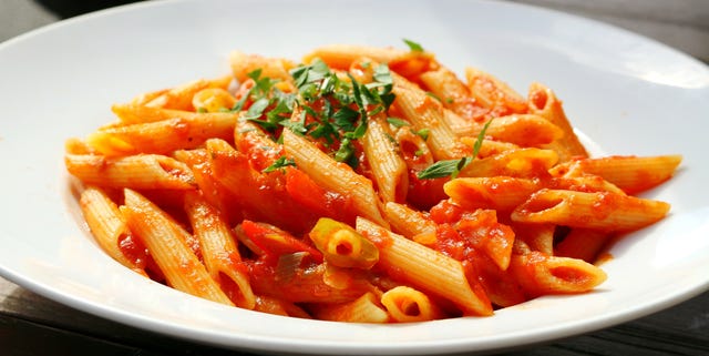 I trucchi per fare le penne all'arrabbiata con un tocco gourmet da vero chef