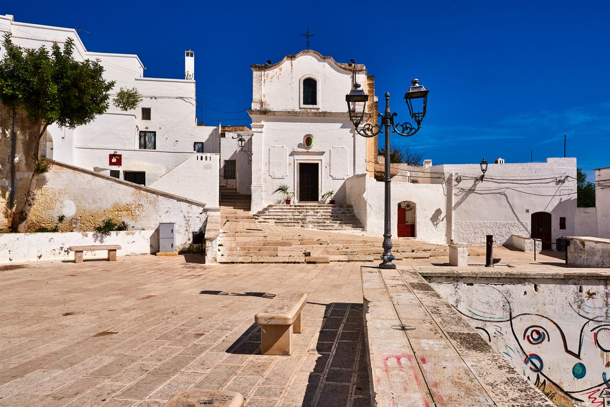 Una bellissima città in Puglia regala case a 1 euro nel centro storico