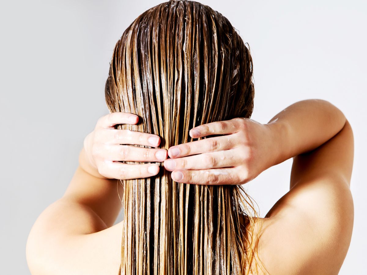 Es barato enaguas exterior Caída de pelo en la mujer: causas y soluciones para frenarla