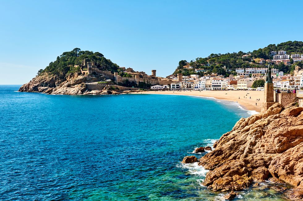 Cheapest time to go on holiday - May is the cheapest month for a summer ...
