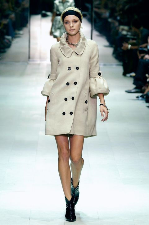 How Christopher Bailey Reimagined Burberry's Iconic Trench Coat During ...