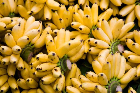 Natural foods, Yellow, Plant, Food, Banana, Fruit, Banana family, Flower, Flowering plant, Produce, 
