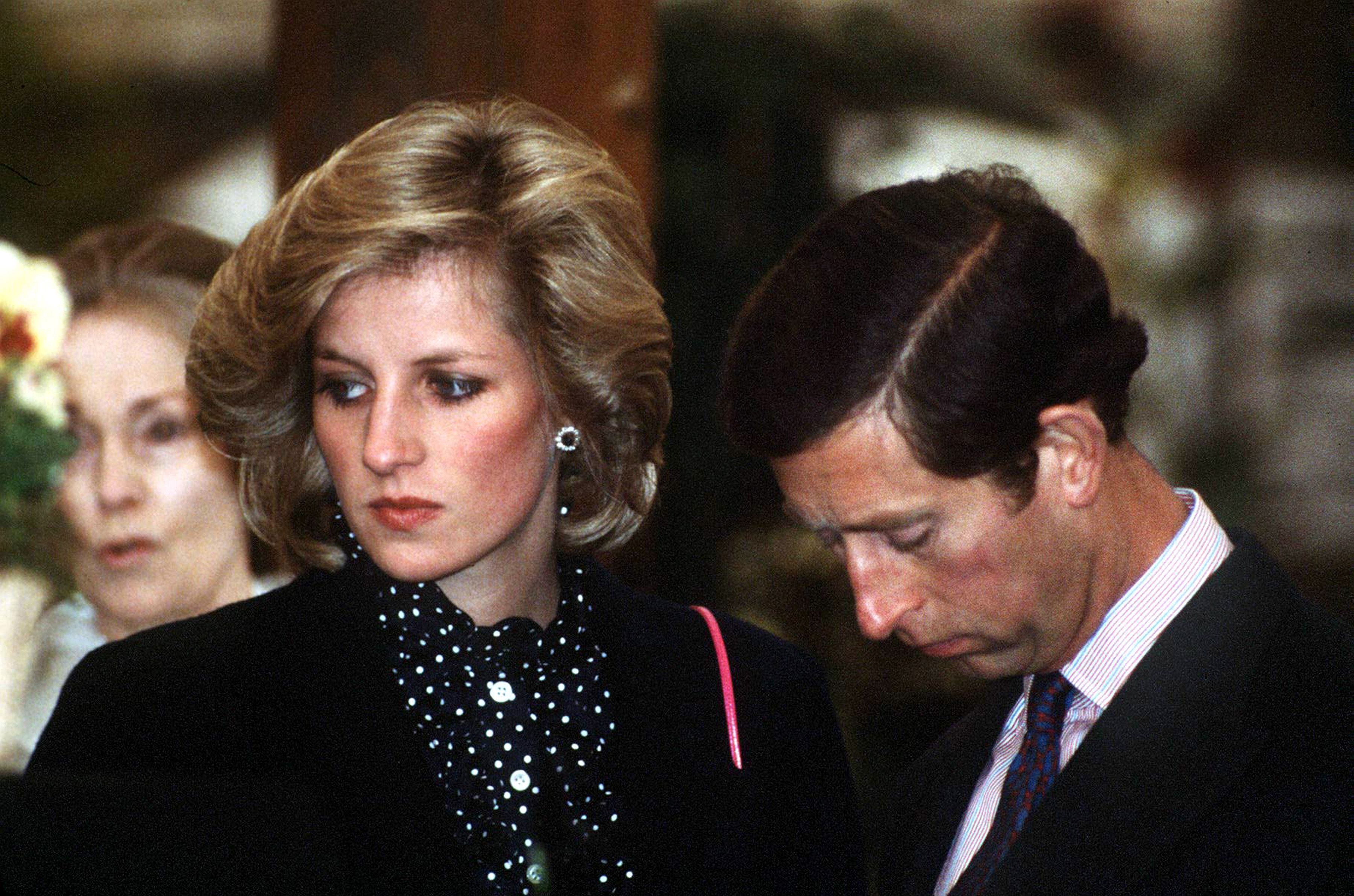 lady diana know charles)