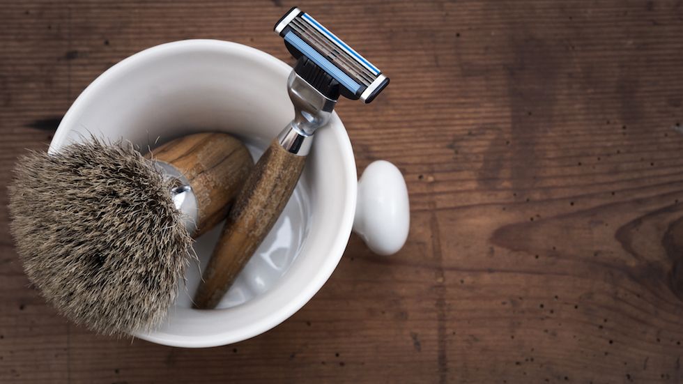 7 Best Manscaping Tips - How To Safely Shave Your Balls