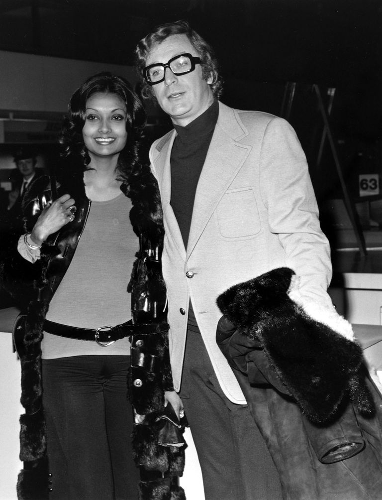Celebrities at the Airport - Photos of 1970s Celebs
