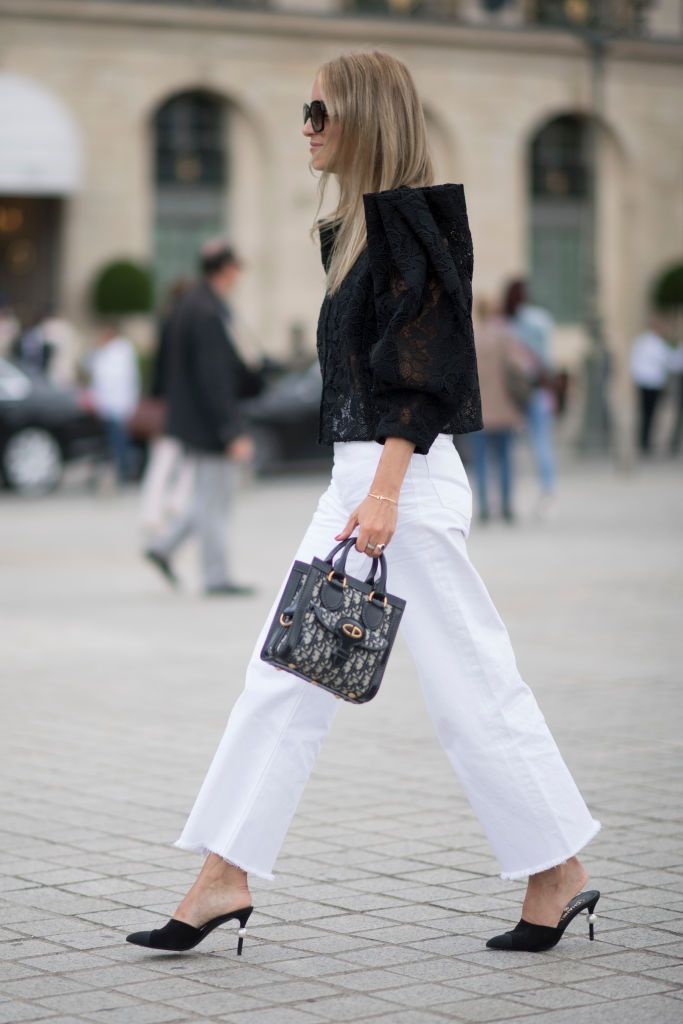 black and white jeans outfit