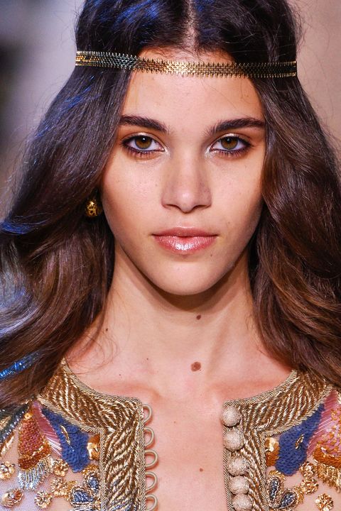 The Best Fall 2017 Makeup Trend for Your Zodiac Sign