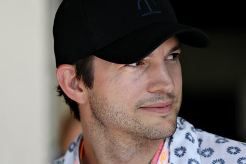 ashton kutcher talks hair loss on conan ashton kutcher losing hair