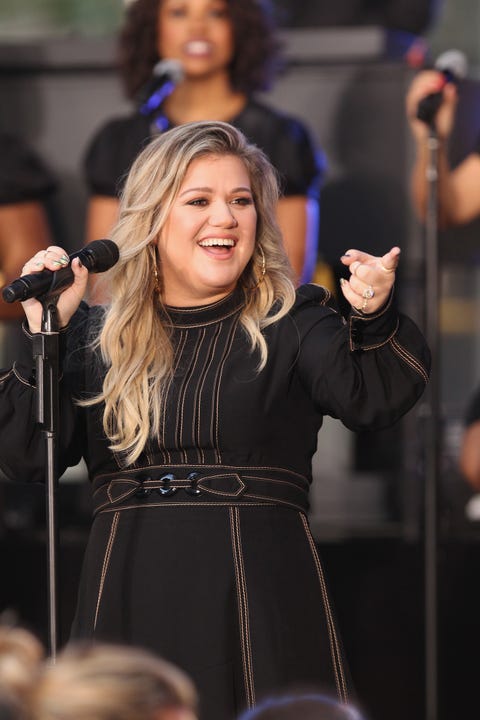 Updated Kelly Clarkson Opens Up About Her Really Skinny Body