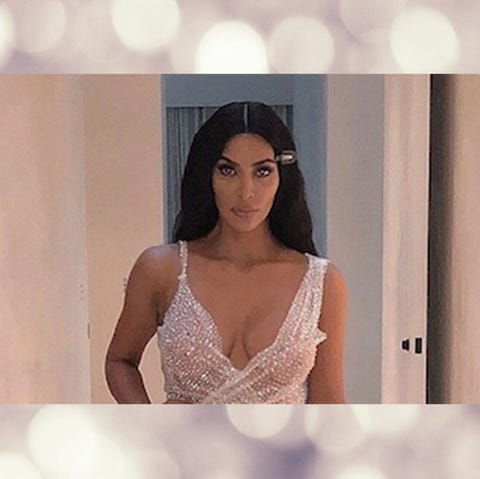 Kim Kardashian vuelve a dejarnos boquiabiertos con un vestido transparente - Kim Kardashian Instagram Kim Kardashian vuelve a dejarnos boquiabiertos con un vestido transparente - Kim Kardashian Instagram