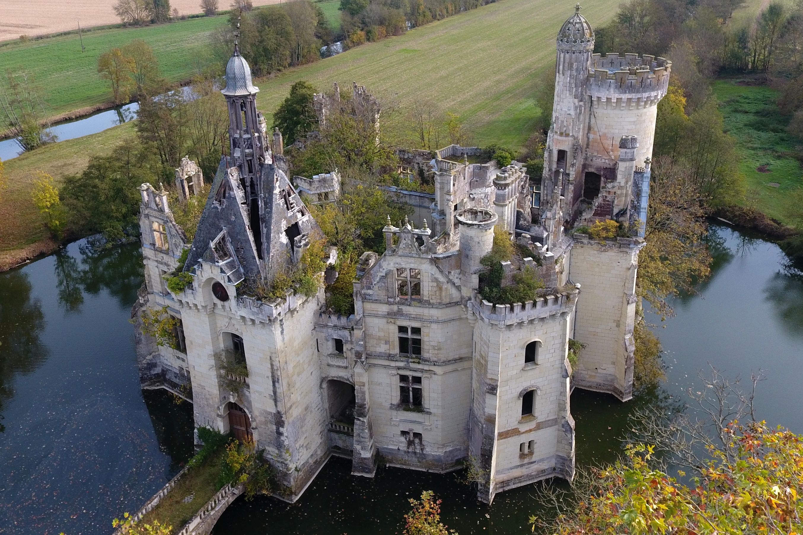 abandoned castle in france