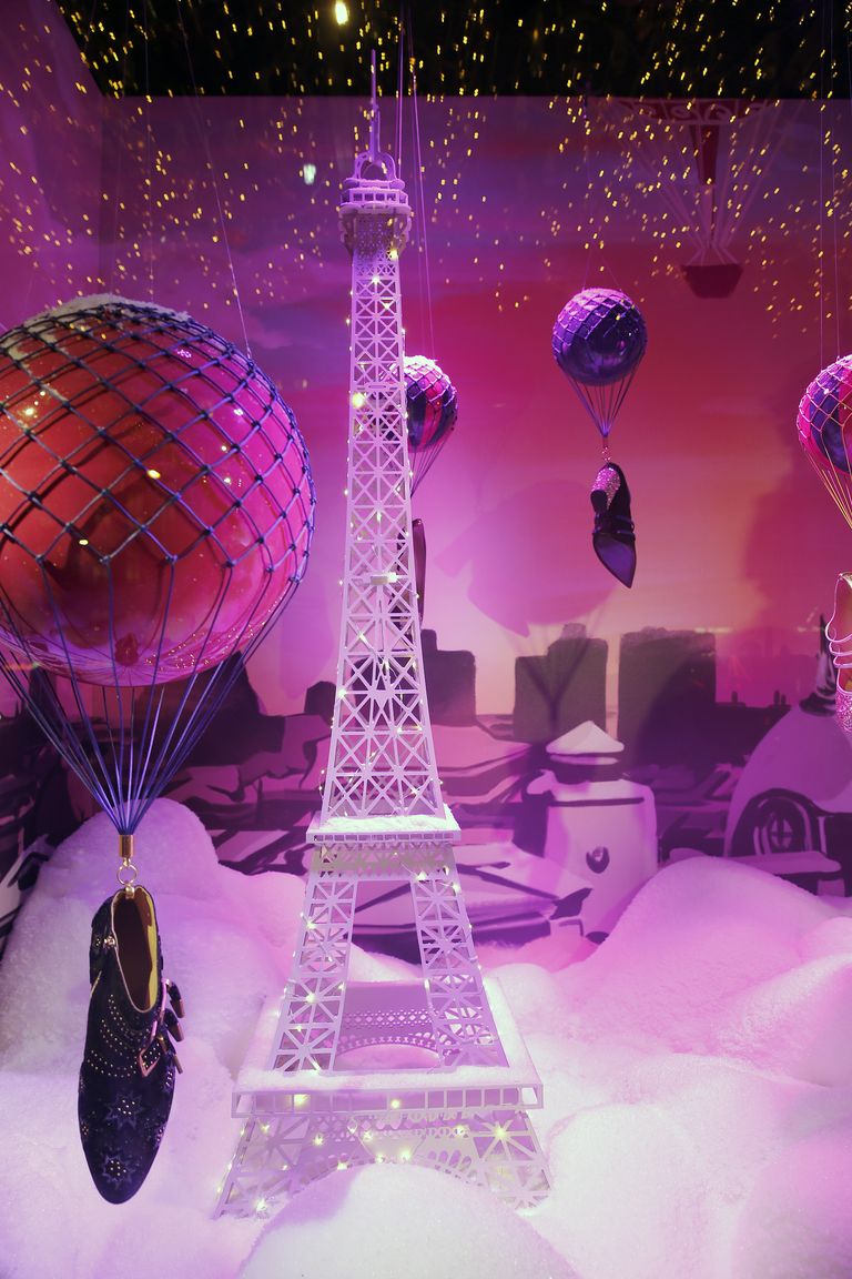 10 Best Ways to Celebrate Christmas in Paris - Christmas in Paris 2017