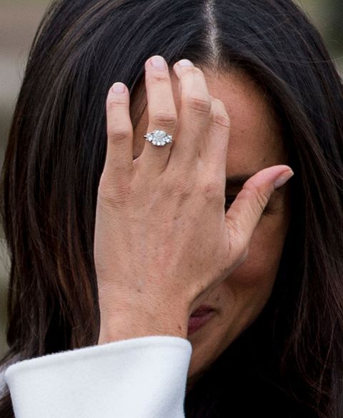 Meghan Markle Engagement Ring Photos Of Meghan Markle S Gorgeous Wedding Ring