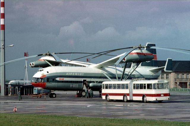 germany out   mil v 12, soviet heavy lift helicopter, at schoenefeld airport   photo by sobotta\ullstein bild via getty images