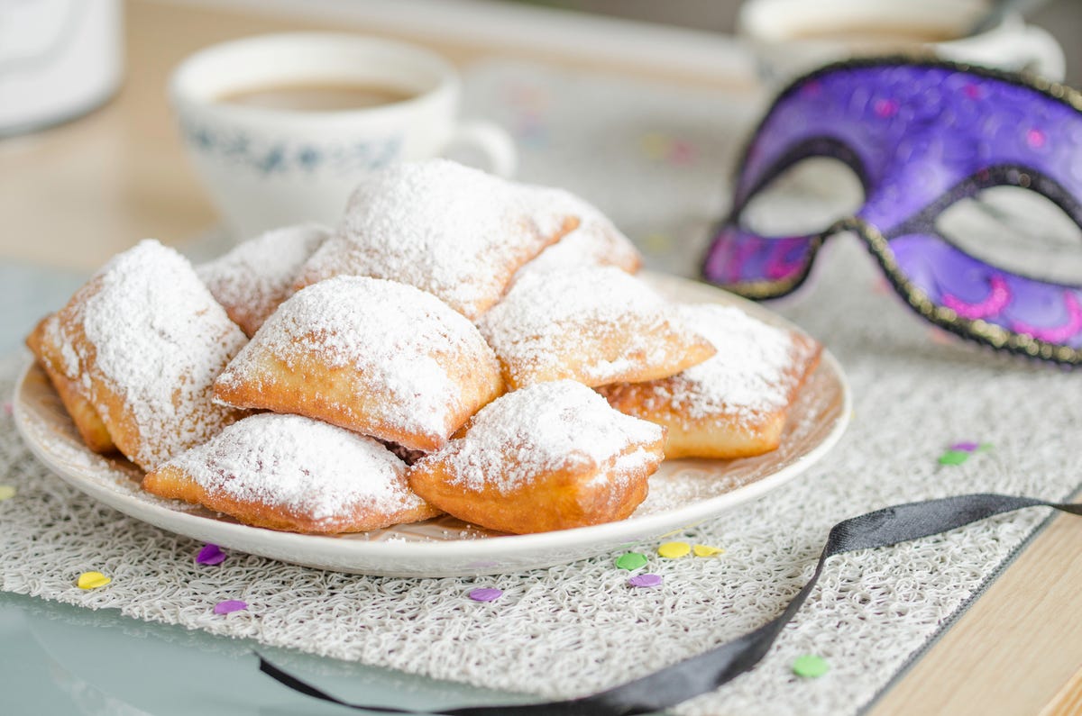 18 Famous New Orleans Foods to Try - Where to Eat in New Orleans