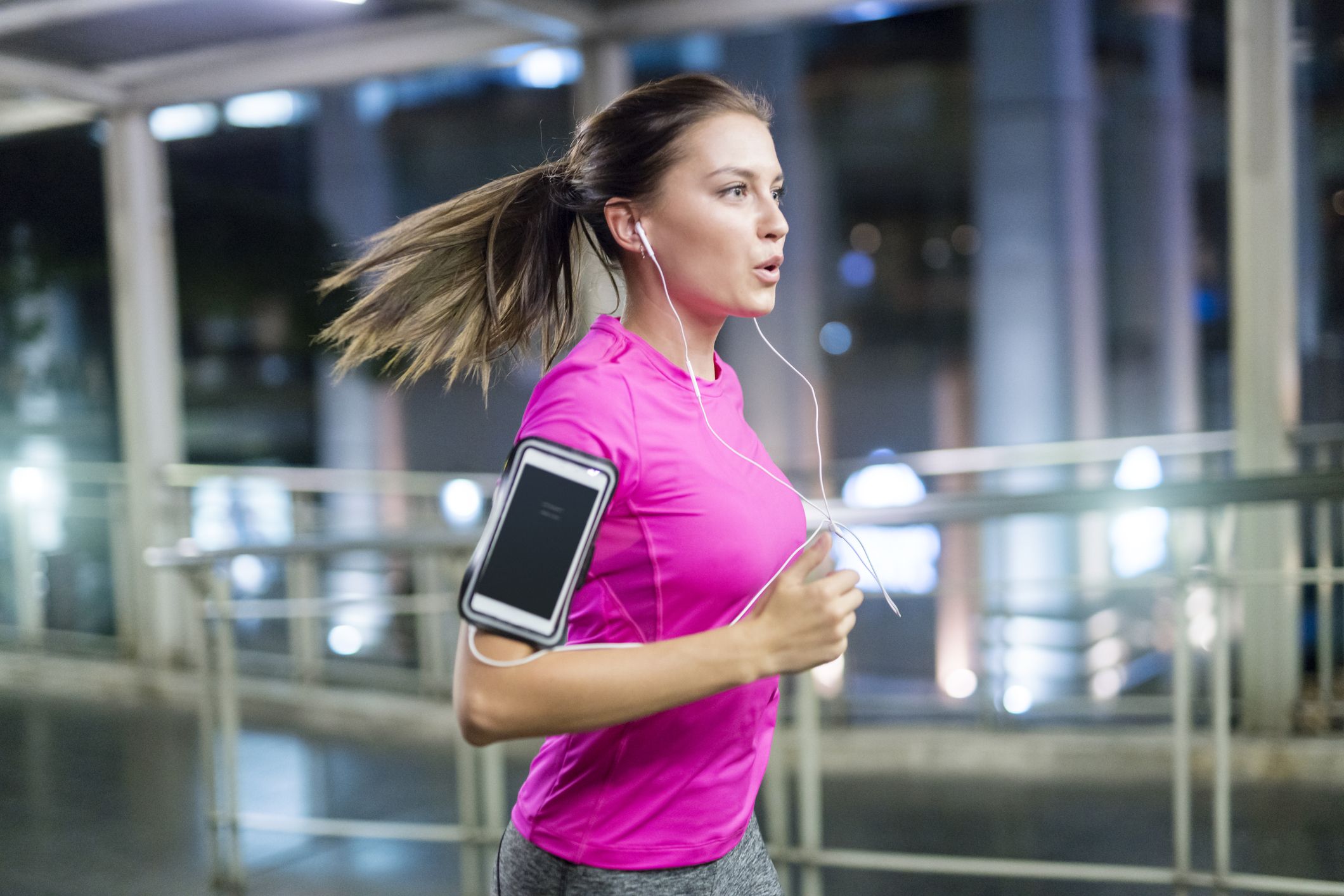 pouch to hold phone while running