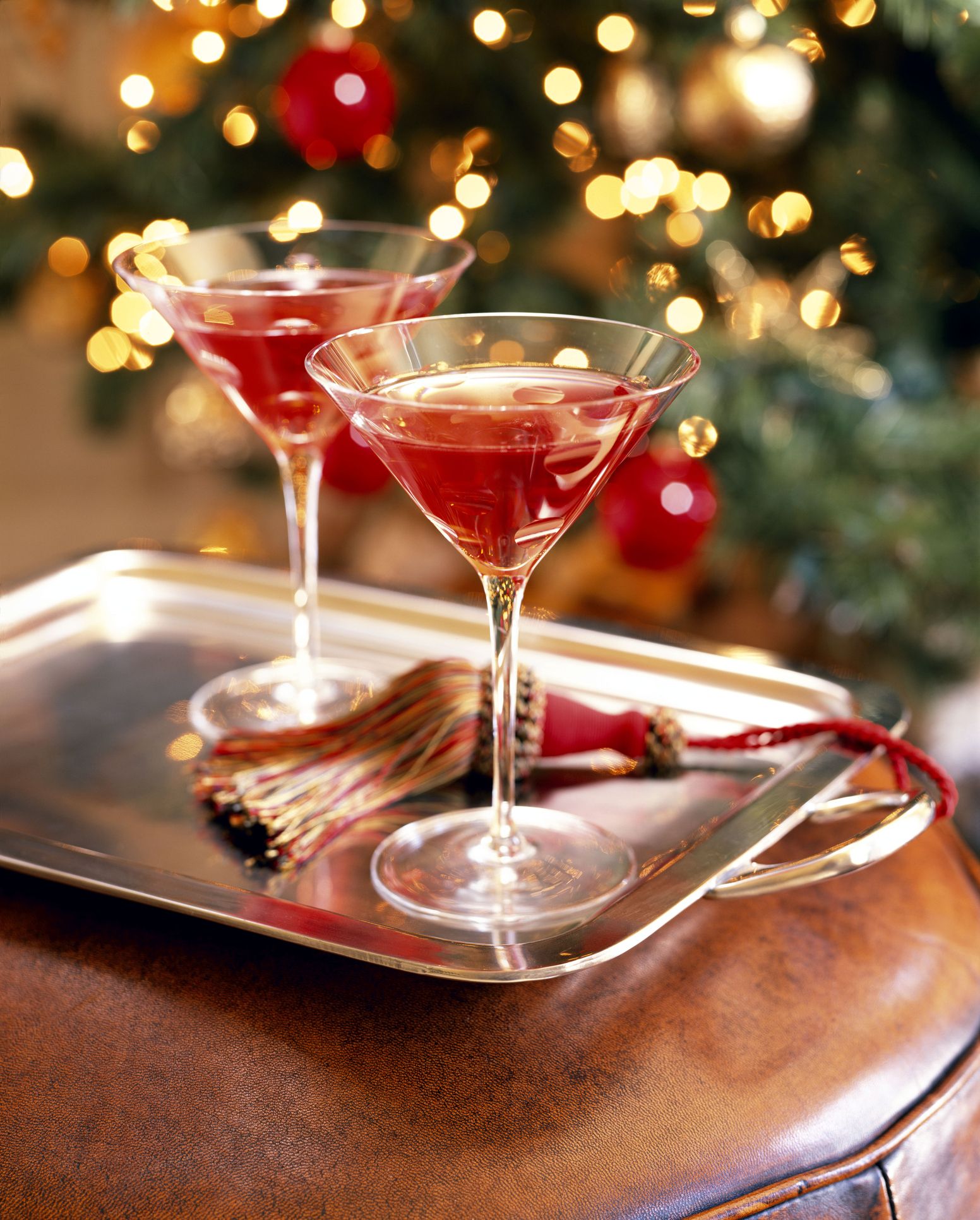 10 Best Christmas Mocktails - Easy Non-Alcoholic Holiday Drink Recipes