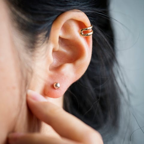 What Does An Infected Ear Piercing Look Like Signs And