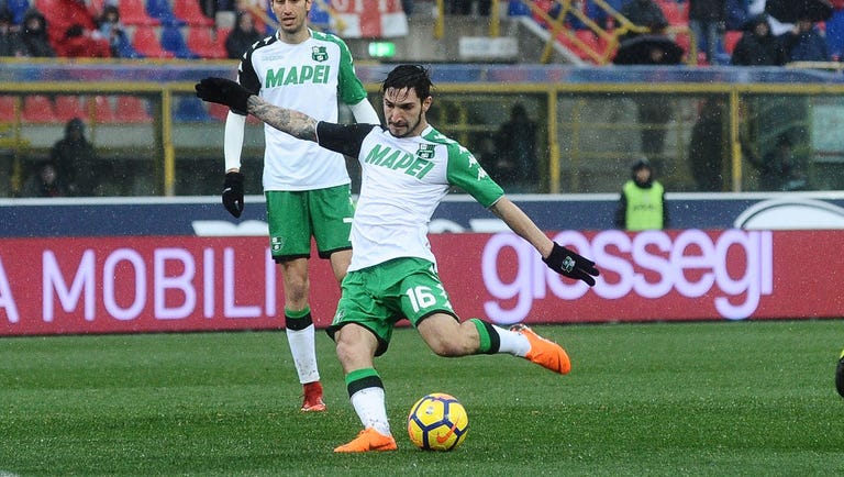 Risultati immagini per politano calcio di punizione