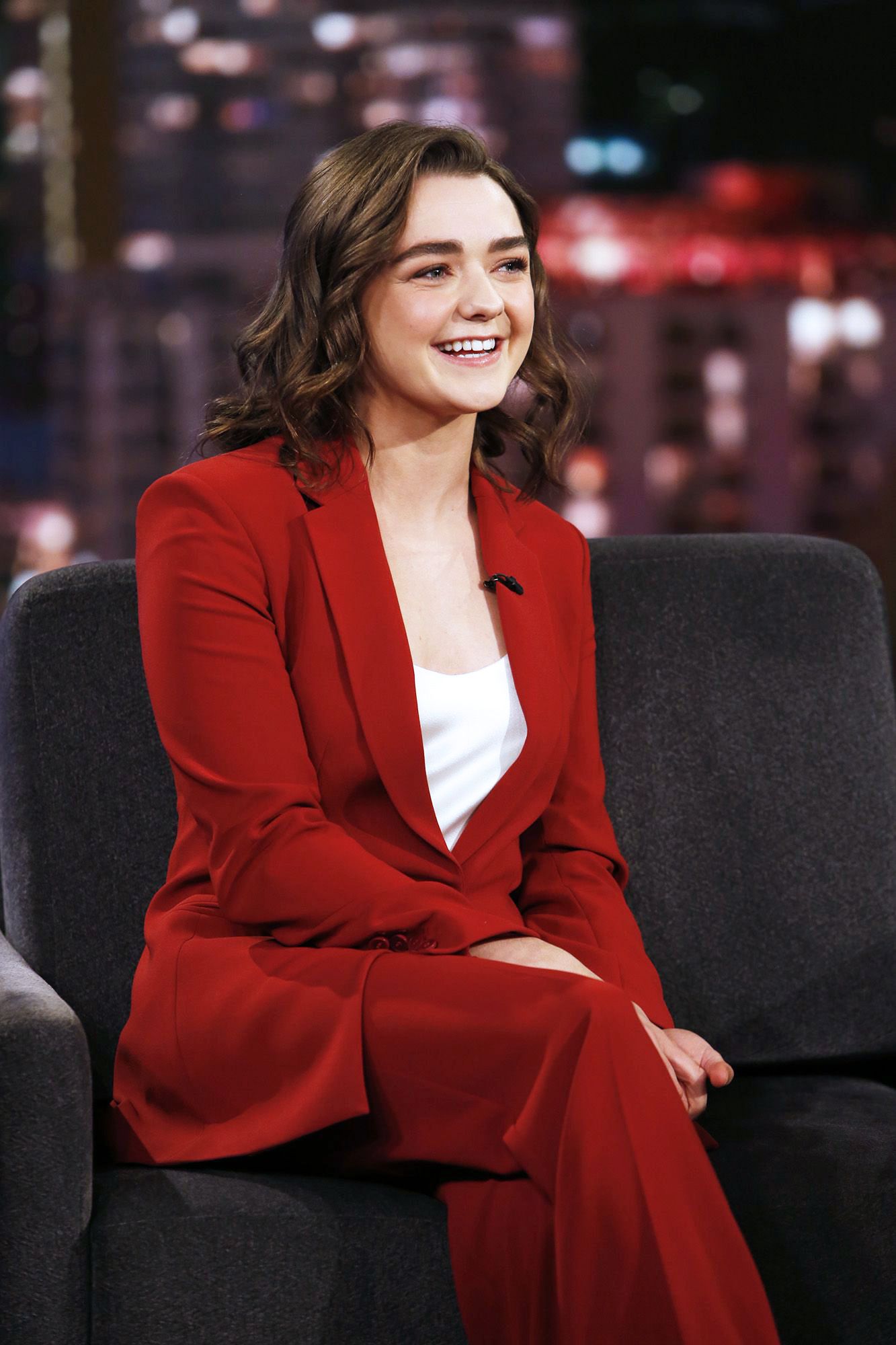 Next photo of Maisie Williams