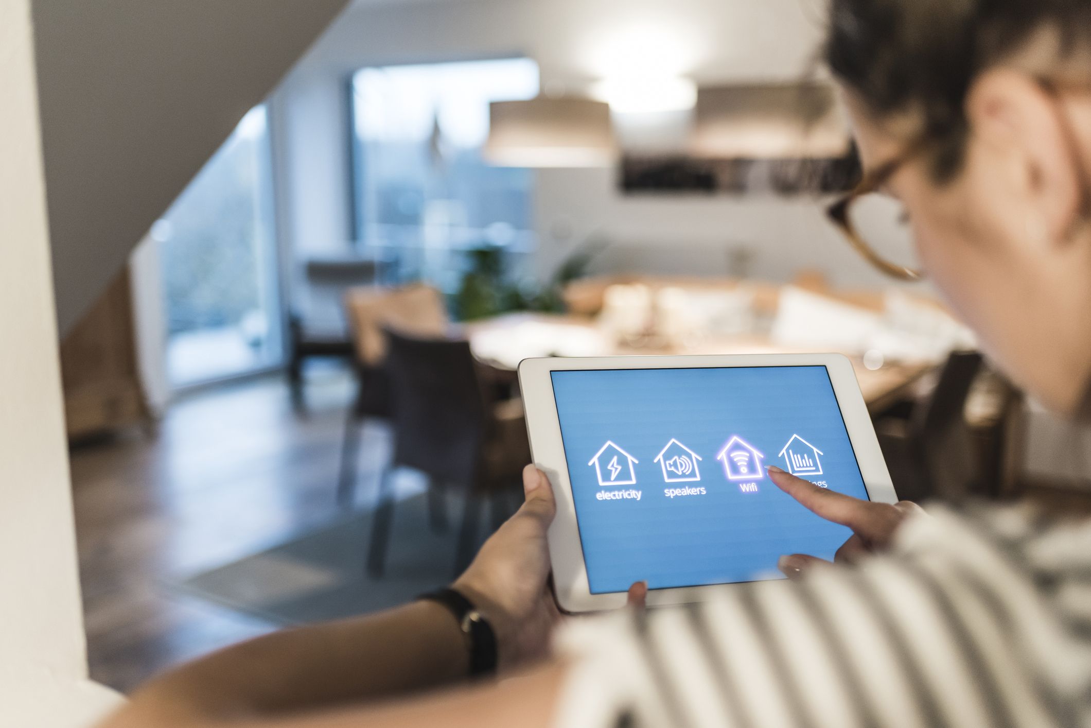 15 Best Smart Home Technology in 2018 - Smart Home Solutions at Every Price
