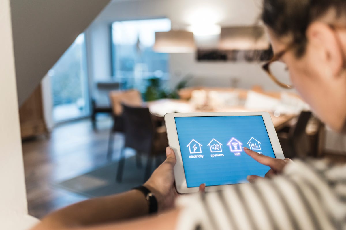 15 Best Smart Home Technology in 2018 - Smart Home Solutions at Every Price