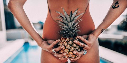 Pineapple, Ananas, Skin, Plant, Joint, Arm, Fruit, Human leg, Hand, Shoulder, 