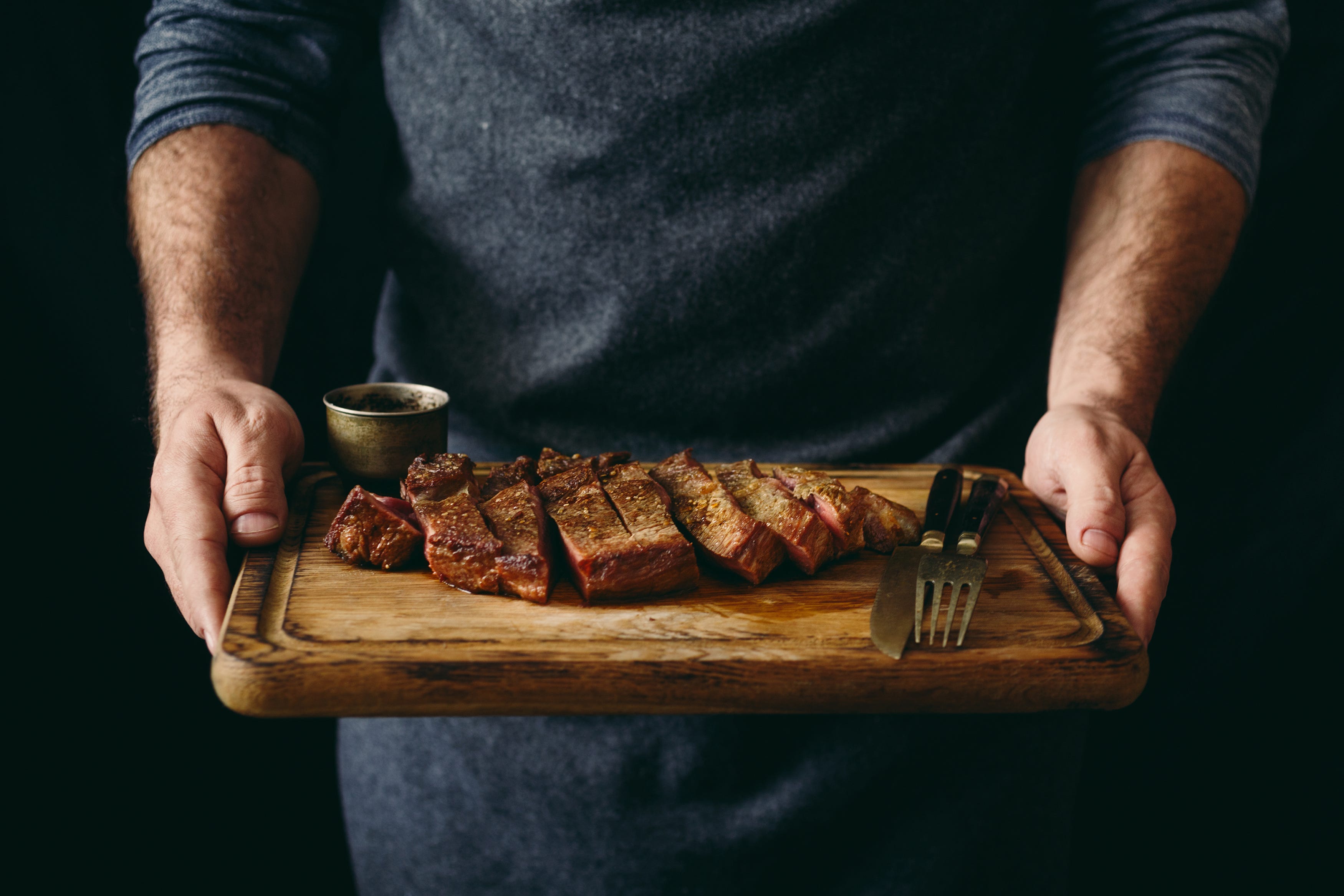 There’s Only One Right Way to Cook a Steak