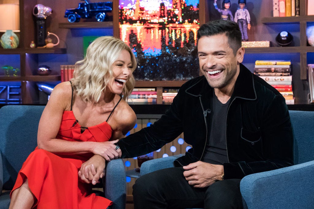 Kelly Ripa Claps Back At Internet Troll Who Says She's 